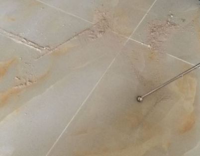 雨花台瓷砖空鼓维修公司分享粘合剂选择不当在瓷砖铺贴过程中可能导致以下问题